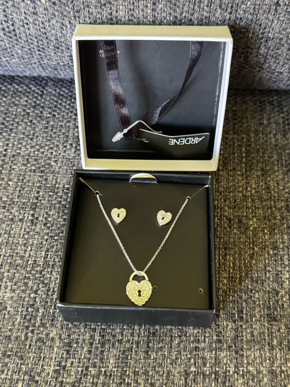 Ardene Silver Heart Lock Pendant Necklace and Stud Earrings Silver Set